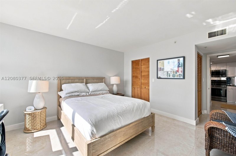 Condo for sale at Floridian 406