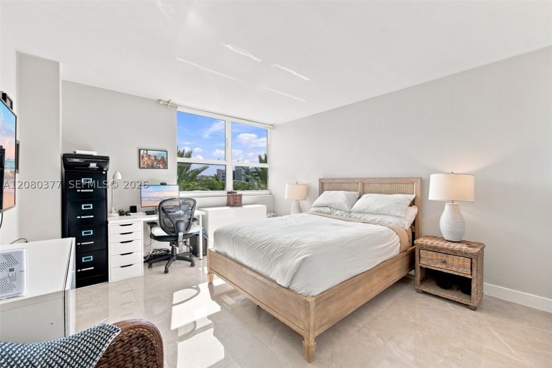 Condo for sale at Floridian 406