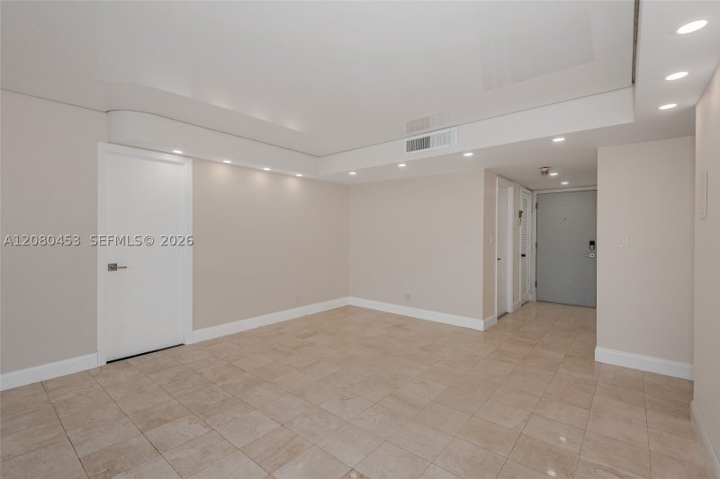 Apartment for rent at La Mer Estates 1807