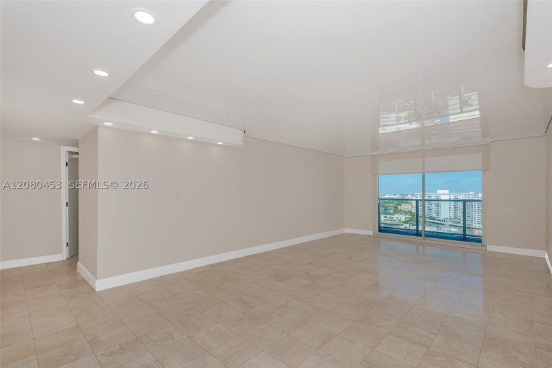 Apartment for rent at La Mer Estates 1807
