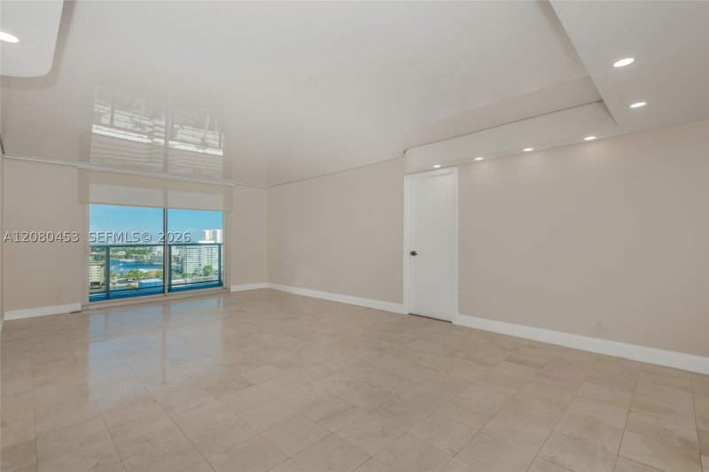 Apartment for rent at La Mer Estates 1807
