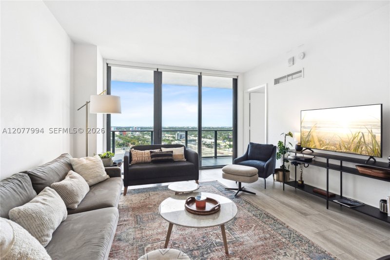 Apartment for rent at Hyde Midtown 1612