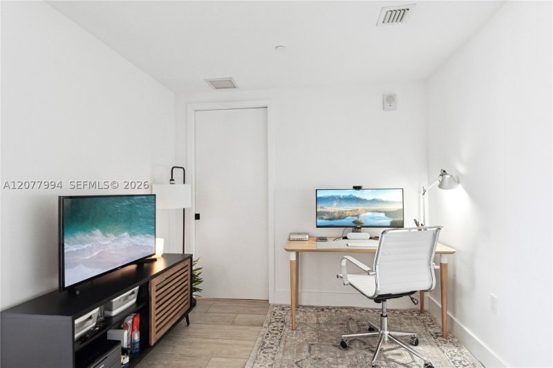 Apartment for rent at Hyde Midtown 1612