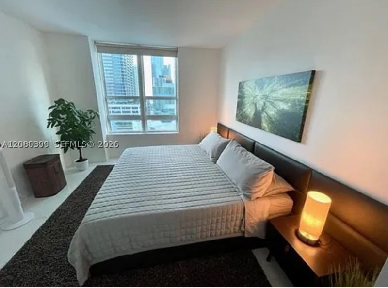 Condo for sale at The Plaza Tower I 2203
