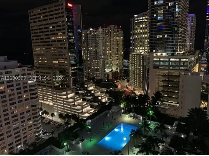 Condo for sale at The Plaza Tower I 2203