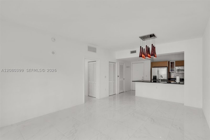 Comprar apartamento no The Plaza Tower I 2203