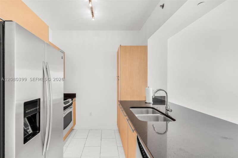 Comprar apartamento no The Plaza Tower I 2203