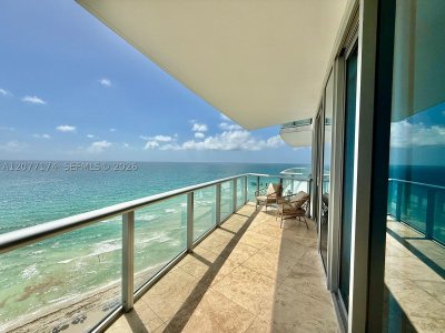 Aluguel de apartamento no Jade Beach 1903