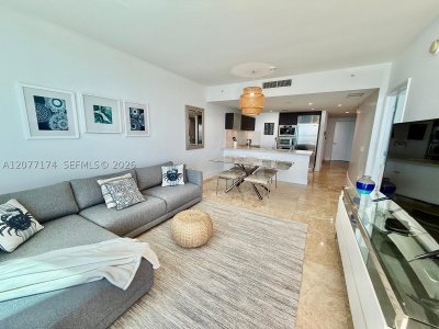 Aluguel de apartamento no Jade Beach 1903