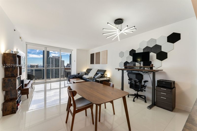 Condo for sale at Icon Brickell Tower II 4709