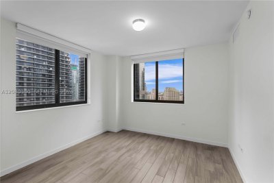 Comprar apartamento no Nine at Mary Brickell Village 3202