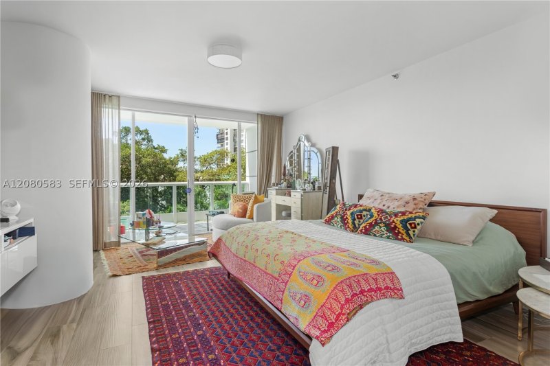Apartment for rent at Bristol Tower 503