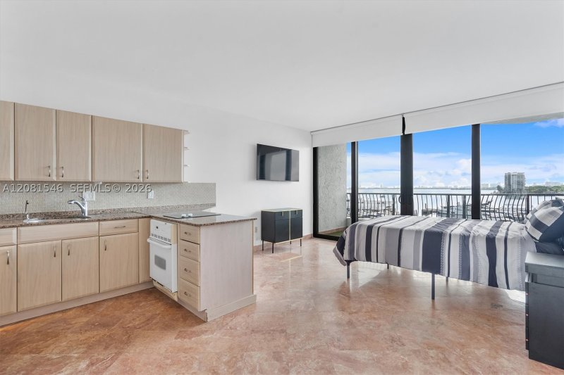 Apartment for rent at The Venetia 515