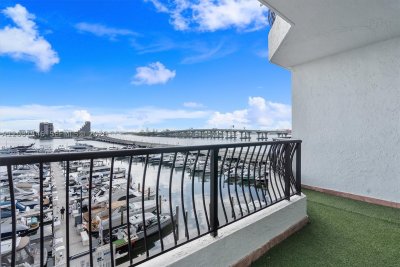 Aluguel de apartamento no The Venetia 515