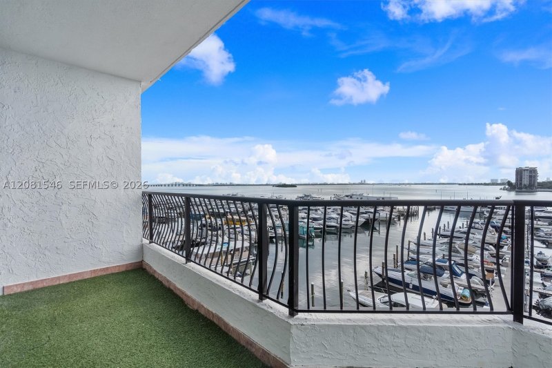 Apartment for rent at The Venetia 515
