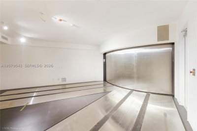 Aluguel de apartamento no Porsche Design Tower 1901