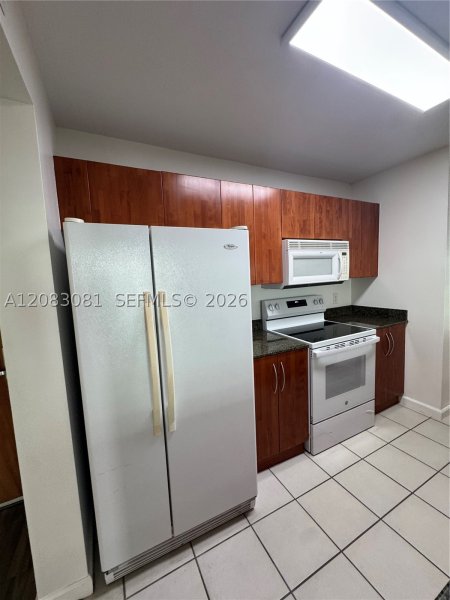 Condo for sale at The Club At Brickell Bay 3206