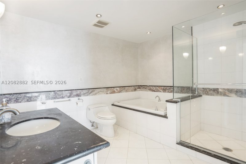 Apartment for rent at Bentley Bay North 1112