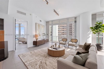 Comprar apartamento no Platinum Condo 2201