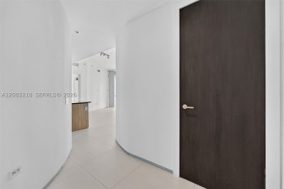 Comprar apartamento no Platinum Condo 2201