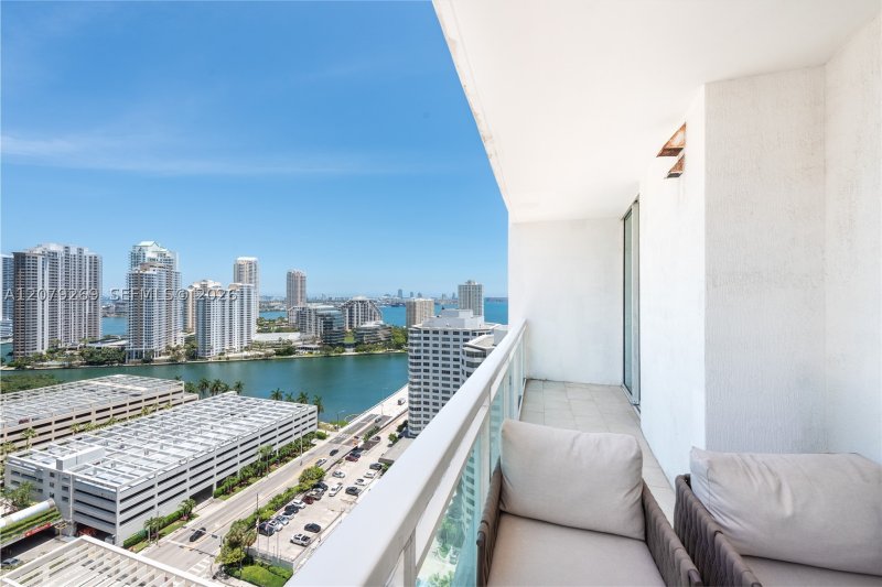 Apartment for rent at The Plaza Tower I 2304
