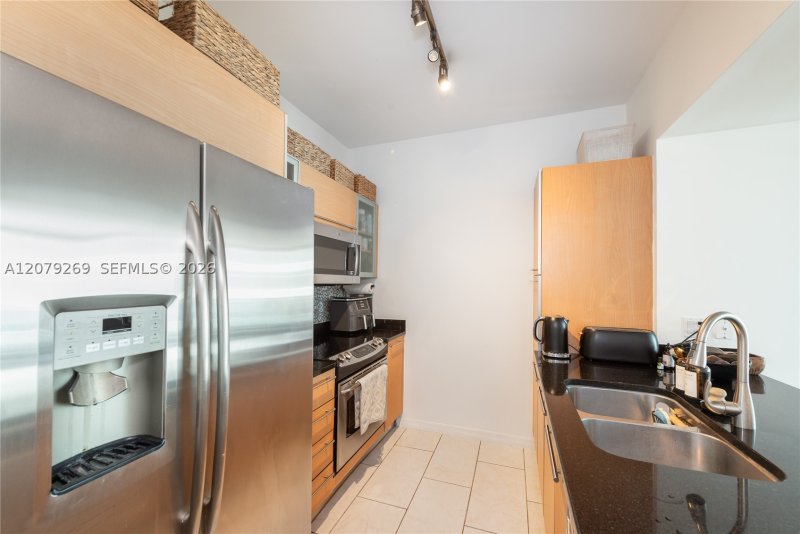 Apartment for rent at The Plaza Tower I 2304