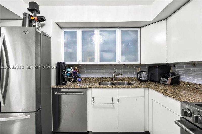 Condo for sale at Oceanview Park 709