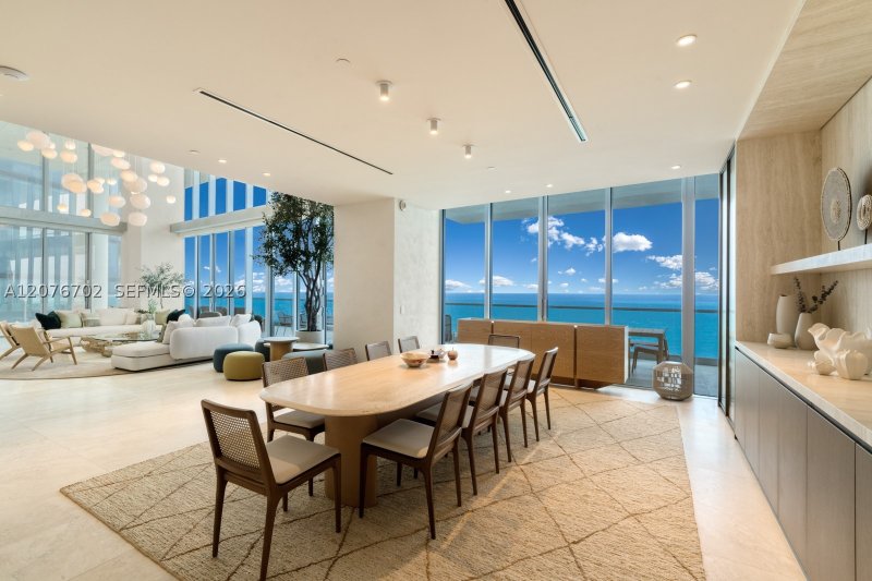 Condo for sale at Turnberry Ocean Club 2301