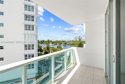 Comprar apartamento no Carriage Club South 5E