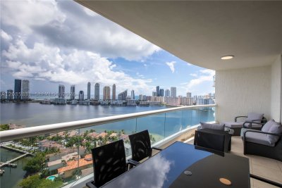 Aluguel de apartamento no Bella Mare 2602