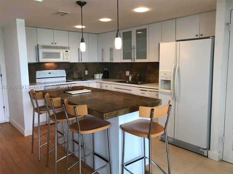 Apartment for rent at Brickell Biscayne 7H