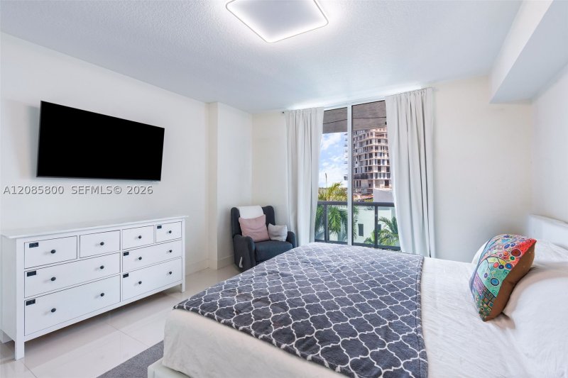 Property photo # 8