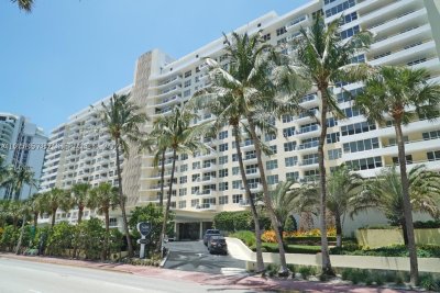 5600 Collins Apt #5B