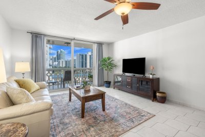 Aluguel de apartamento no Imperial Towers 703