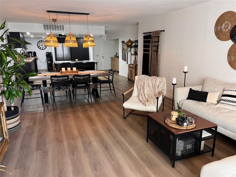 Condo for sale at Olympus Towers 1621