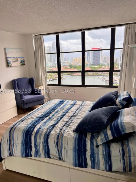 Condo for sale at Olympus Towers 1621