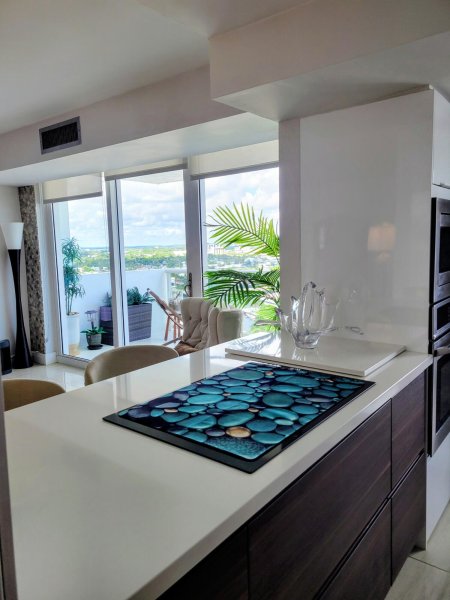 Condo for sale at Embassy Towers 16B