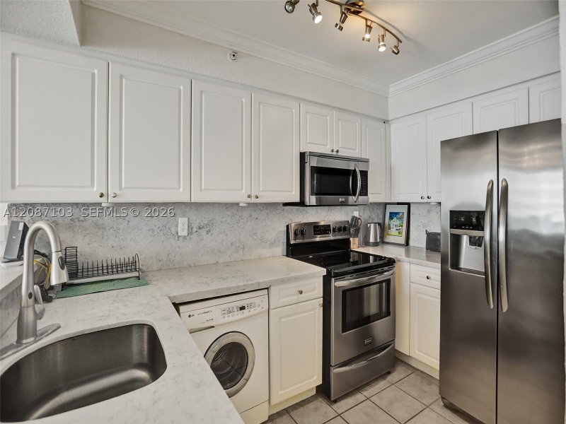 Property photo # 9