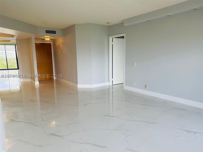 Apartment for rent at Harborside 503