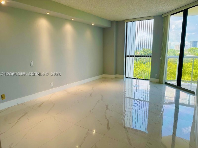 Apartment for rent at Harborside 503