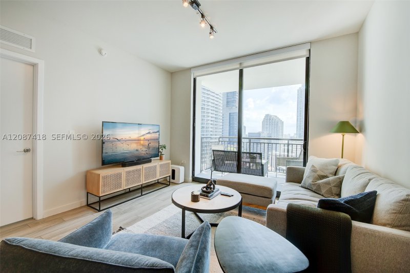 Property photo # 4