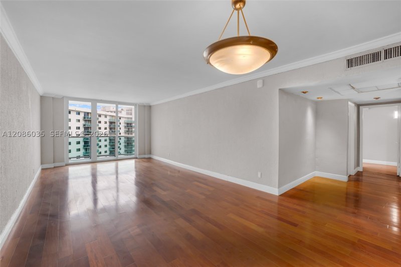 Condo for sale at Ocean View 1520