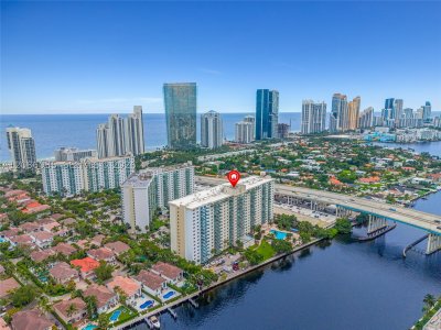 Ocean View Apt #1520
