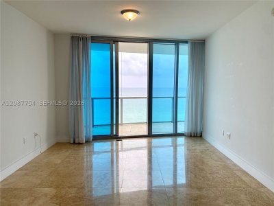 Aluguel de apartamento no Jade Beach 1102