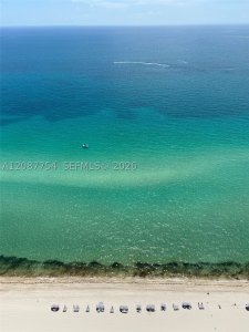 Aluguel de apartamento no Jade Beach 1102
