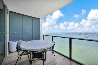 Paraiso Bay Miami Apt #4705
