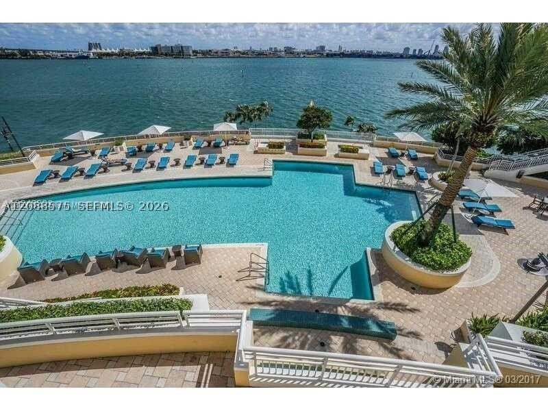 Comprar apartamento en Three Tequesta Point 1104