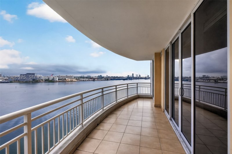 Condo for sale at Three Tequesta Point 1104