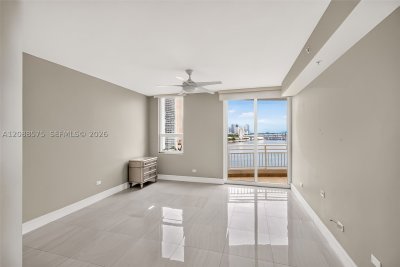 Comprar apartamento no Three Tequesta Point 1104