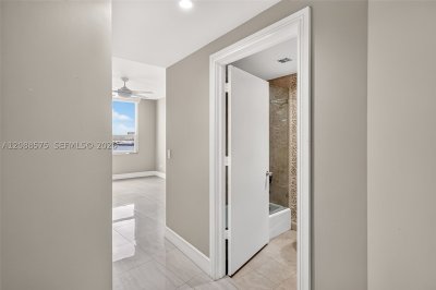 Comprar apartamento no Three Tequesta Point 1104
